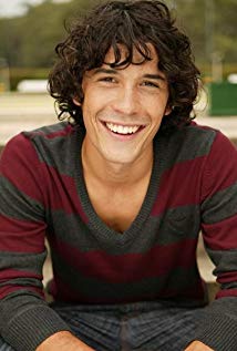 How tall is Bob Morley?